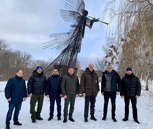 Команда Міндовкілля разом з французькою делегацією відвідали Чорнобильську зону Фото №1